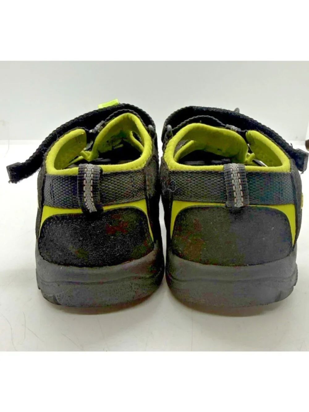 Keen Newport H2 Black Neon Green Hiking Sports Sandals Big Kids Youth 4 US 36 EU